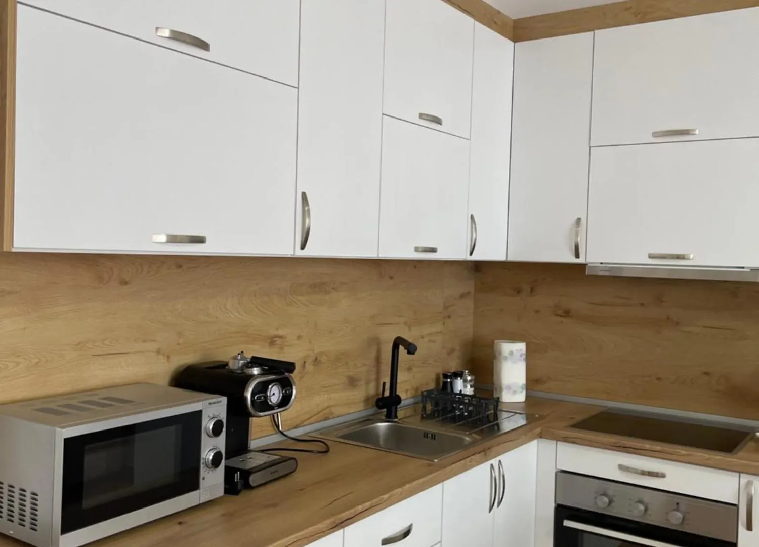 Em Apartments Durres 0*,