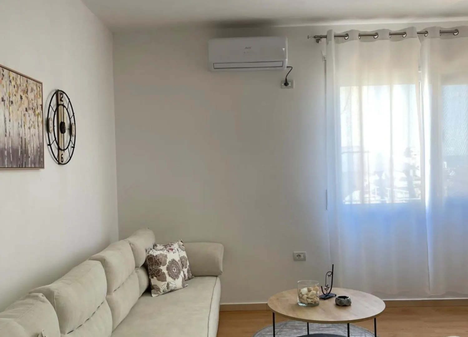 Em Apartments Durres Albania