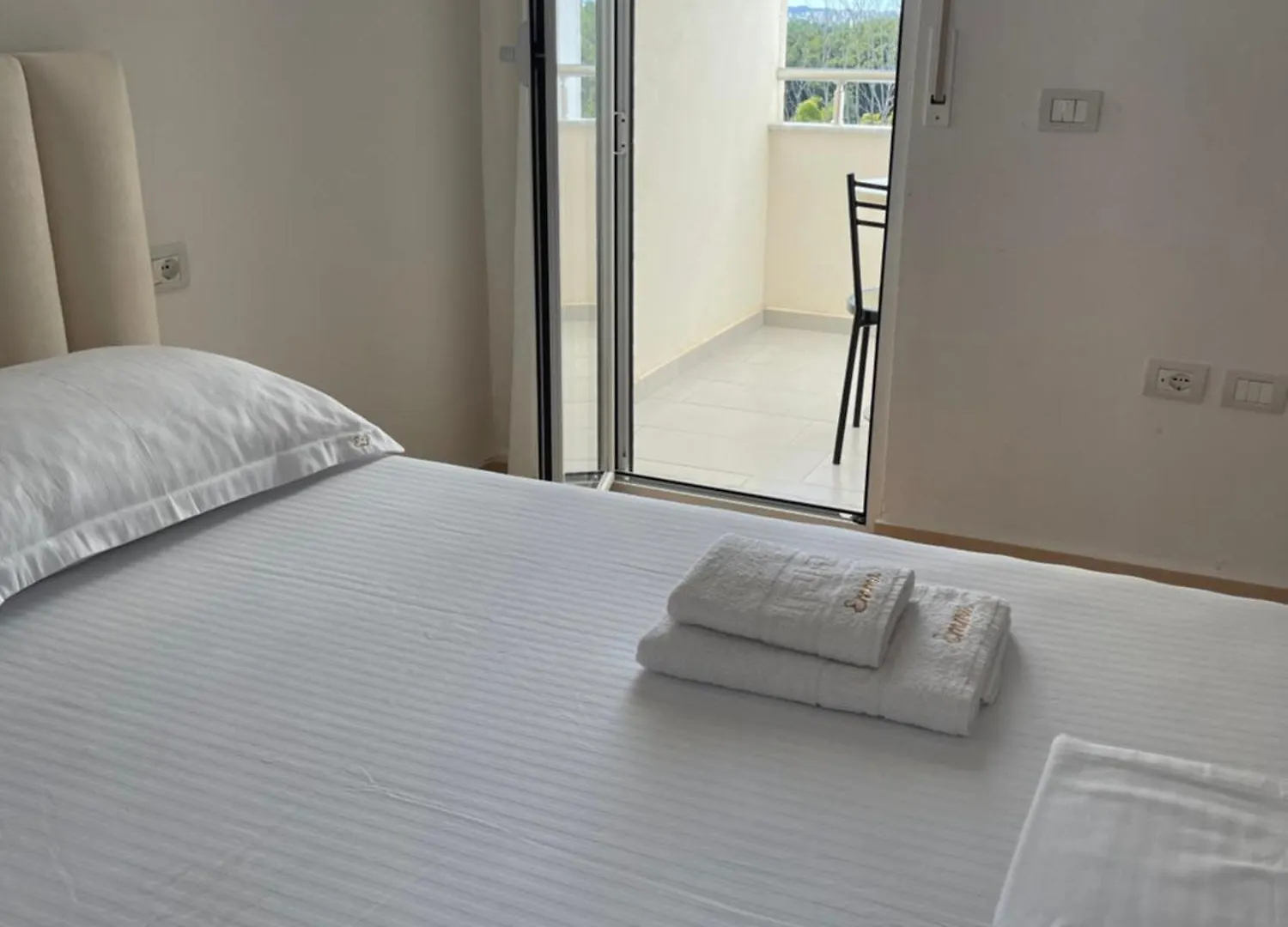 Em Apartments Durres Albania